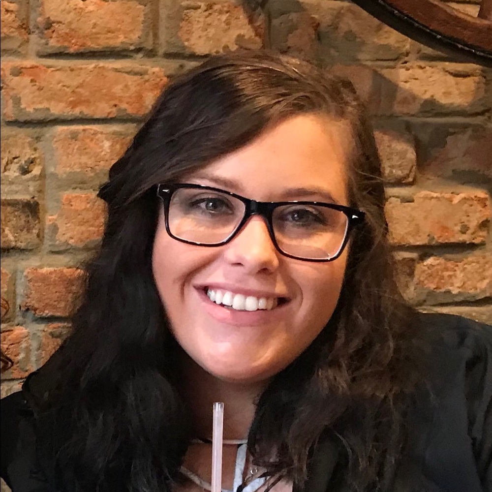 Meet your Posher, Lacy